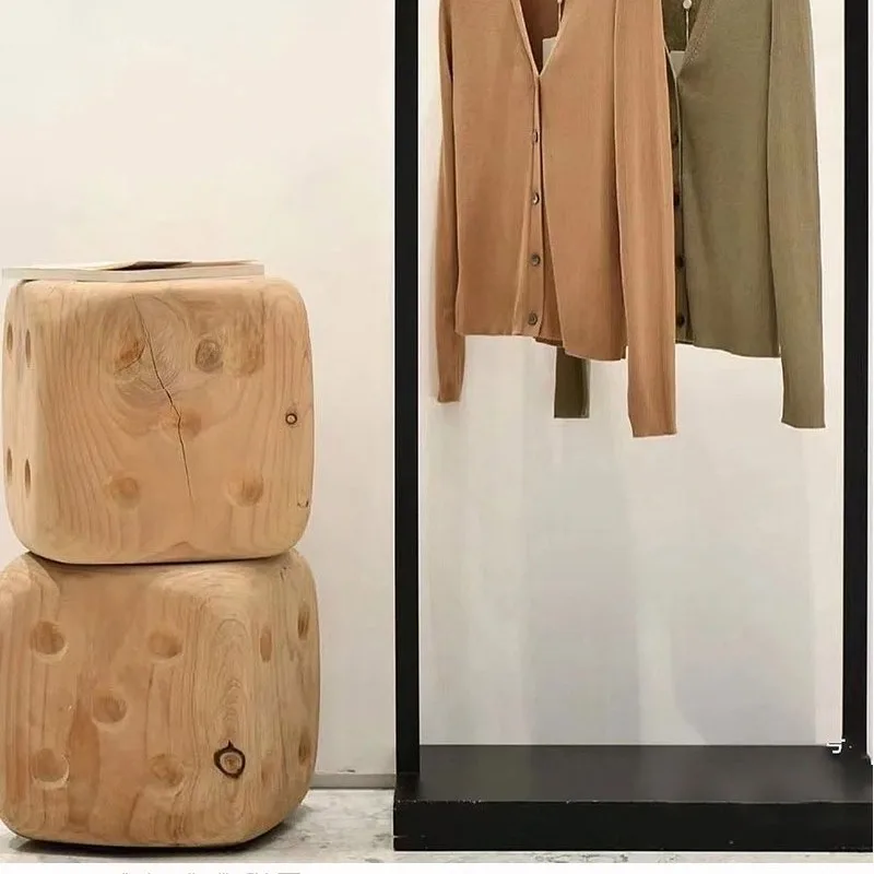 Pile Dice Stool Wooden Low Stools Relaxing Aesthetic Luxury Nordic Rest Stool Creative Decorative Modern Living Room Stools