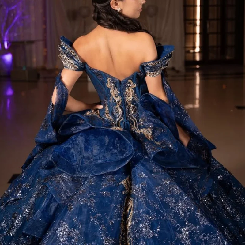 Robe De Quinceanera bleu foncé brillant, décalcomanies à paillettes De cristal, épaules dénudées, superposition longue queue, robes De 15 Quinceanera ﻿ Personnaliser