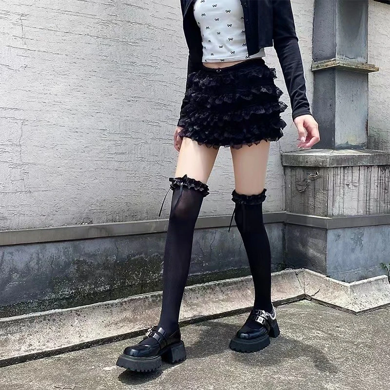 Mulheres rendas preto branco plissado meias longas mulheres meninas meias doces jk lolita náilon rendas leggings sobre o joelho bowknot meias