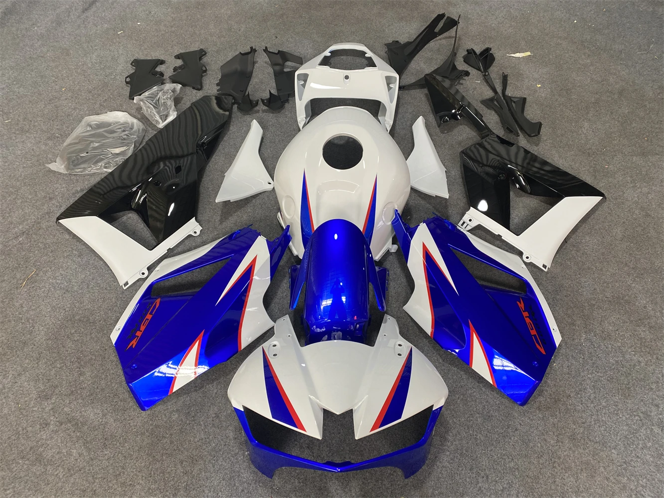 

a/La Rosen CBR 600RR 13 Кузов CBR 600RR 2015 Пластиковые обтекатели CBR 600 RR 2013-2017 Обтекатели Azul blanco negro