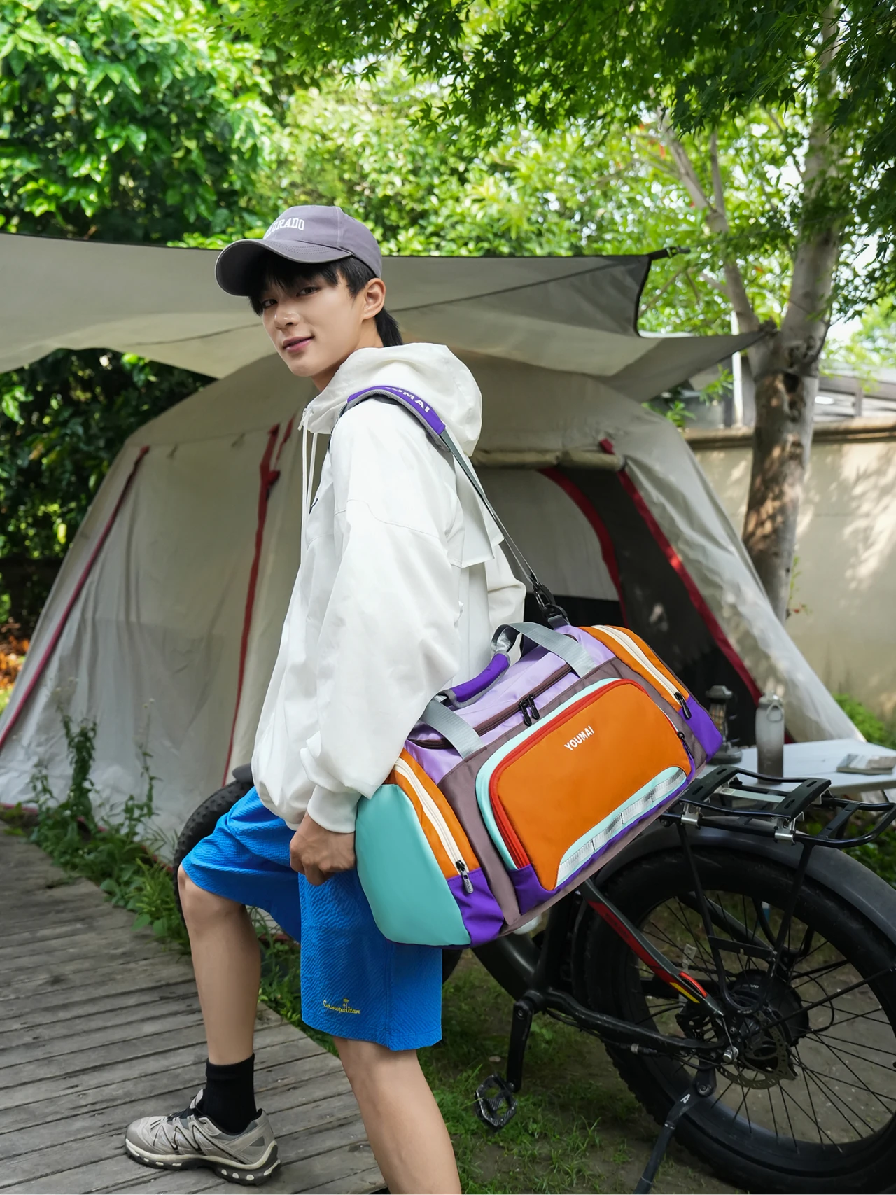 nouveau-sac-de-voyage-sportif-a-blocs-de-couleurs-2026-grande-capacite-sac-de-fitness-decontracte-sac-a-main-polyvalent-pour-femme-ideal-pour-les-voyages-quotidiens