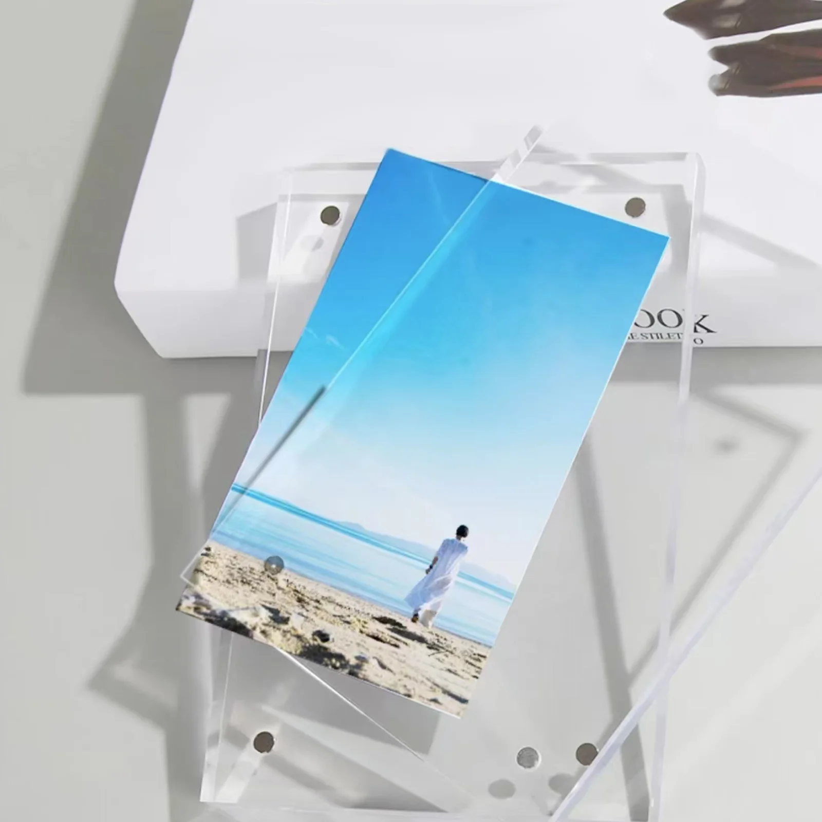 4 แพ็คแม่เหล็กกรอบรูปอะคริลิคใสอะคริลิคคุณภาพสูงสําหรับตกแต่งบ้านสํานักงาน DIY กรอบรูปจอแสดงผล