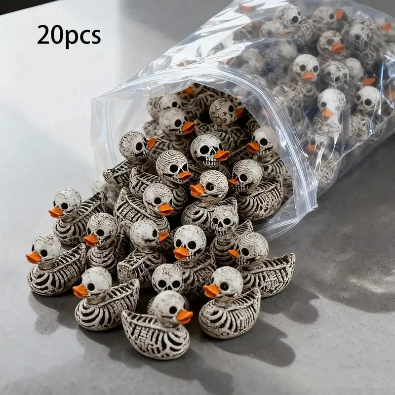 Pack of 20, 0.6inch Gothic Skull Pigeon Figurines--Resin Material, Party Decorations--Small Desktop Ornaments