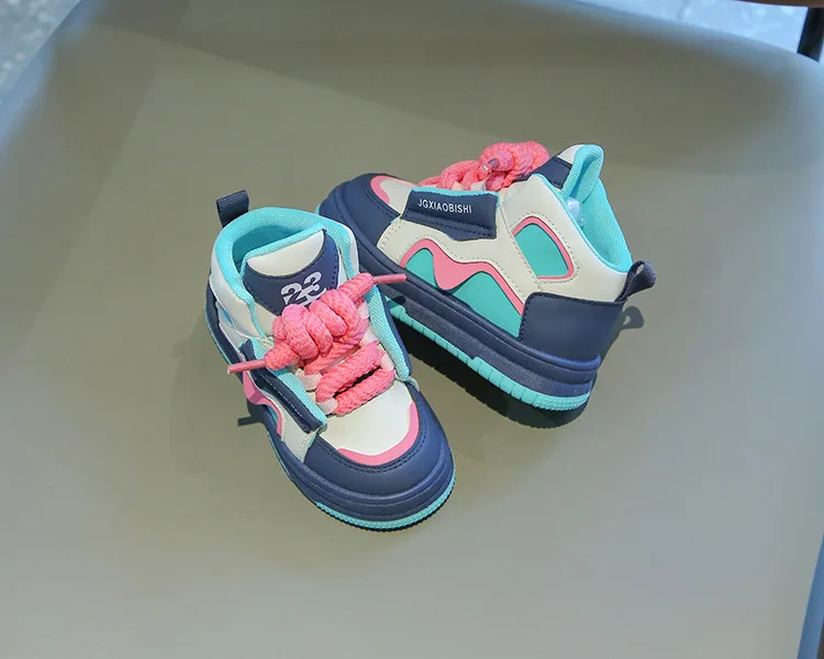 2026 Neue Kinder-Sportschuhe für Frühling und Herbst – Trendige High-Top-Freizeitschuhe für Jungen und Mädchen – Modische Dopamin-Laufschuhe – Detail 14