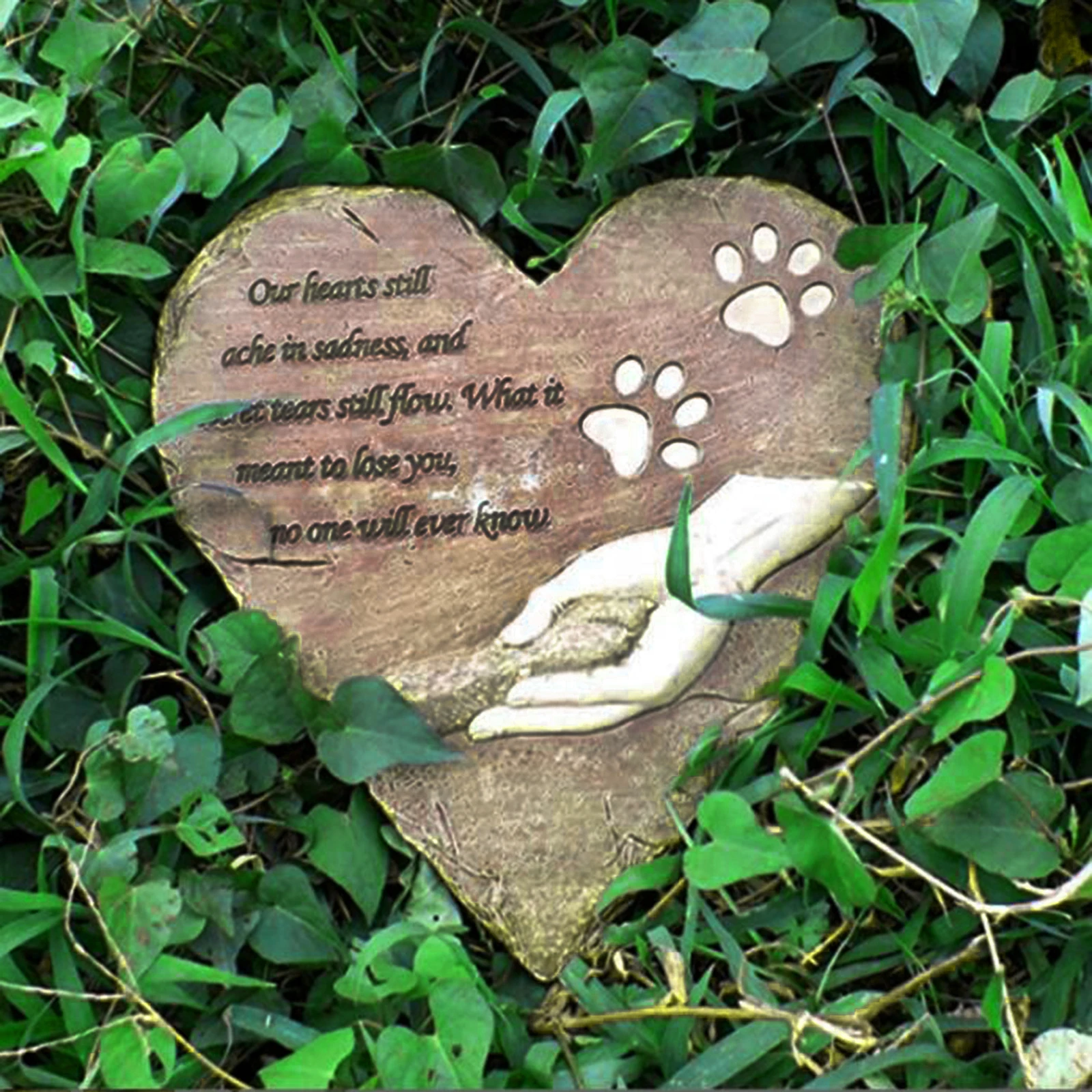 Resin Heart Shaped Pet Memorial Stones Paw Print Cat Dog Garden Grave Markers for Outdoor Patio Backyard Lawn Animals Gravestone