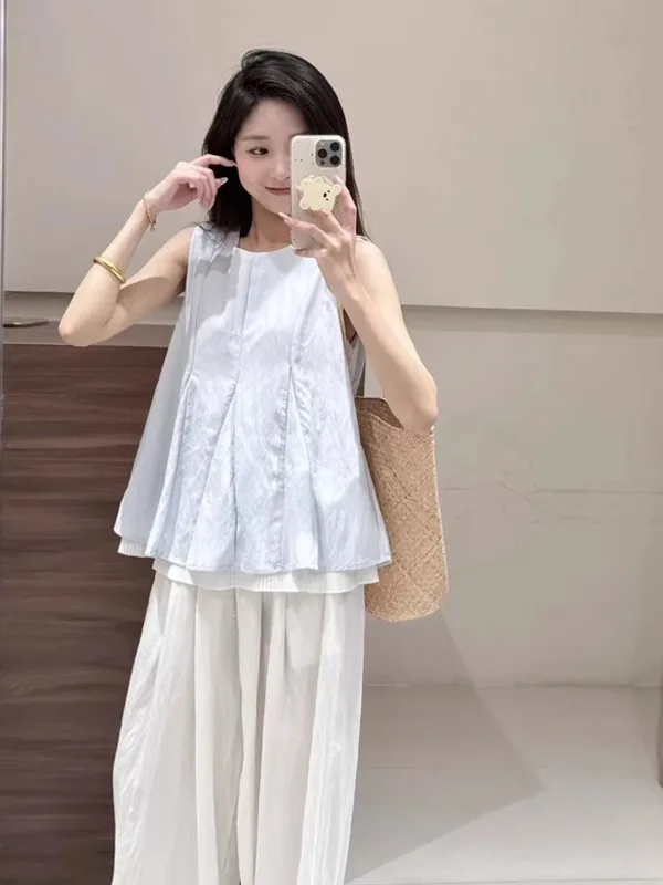 

Korean Style Sleeveless Pleated Loose Women's Dress Shirt 2025 Summer New Fashion Skin-friendly Breathable Polyester Fiber