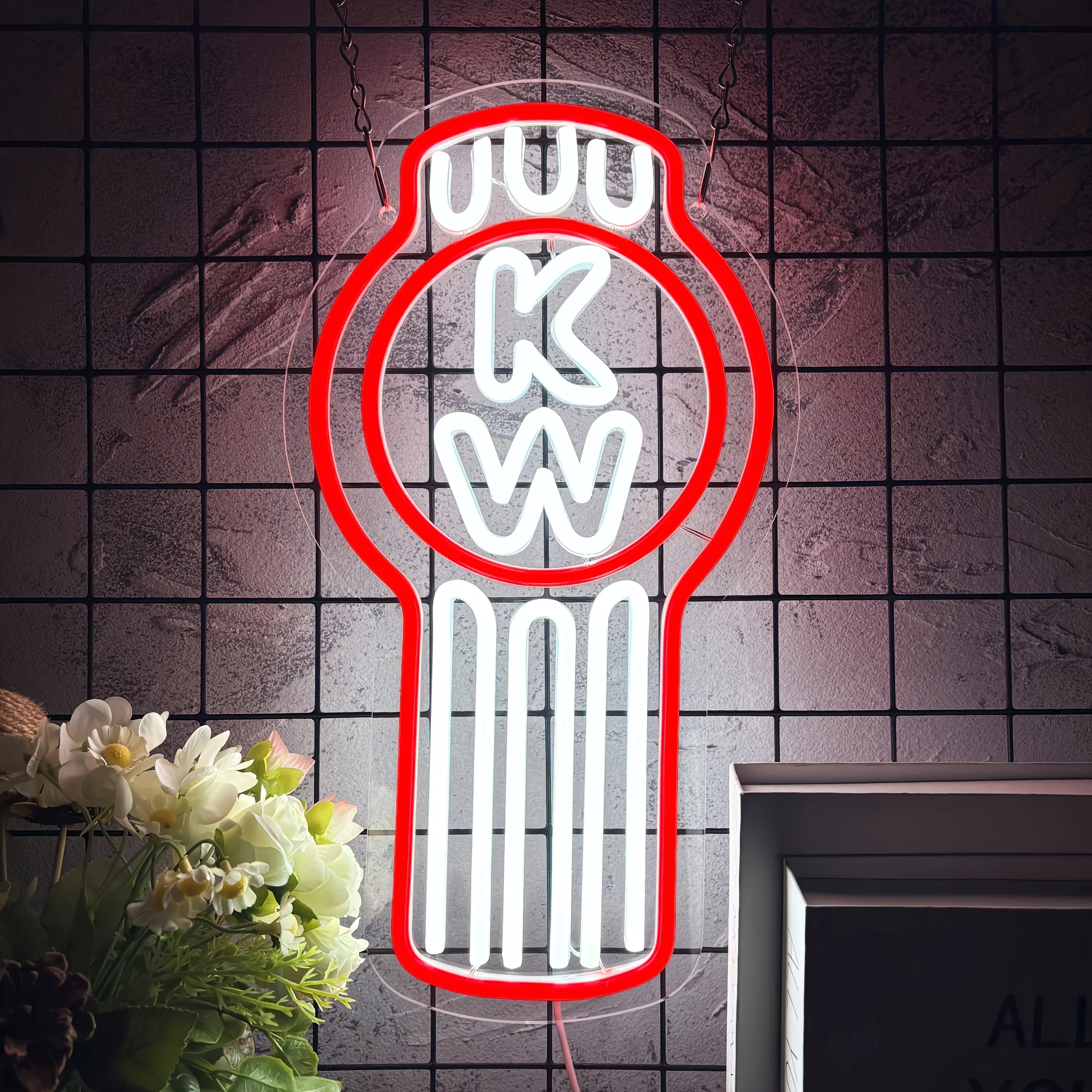 

[Аксессуары для интерьера грузовиков] Неоновая вывеска KENWORTH, 1 шт. - USB-питание, красно-белая, винтажный декор для стен грузовика