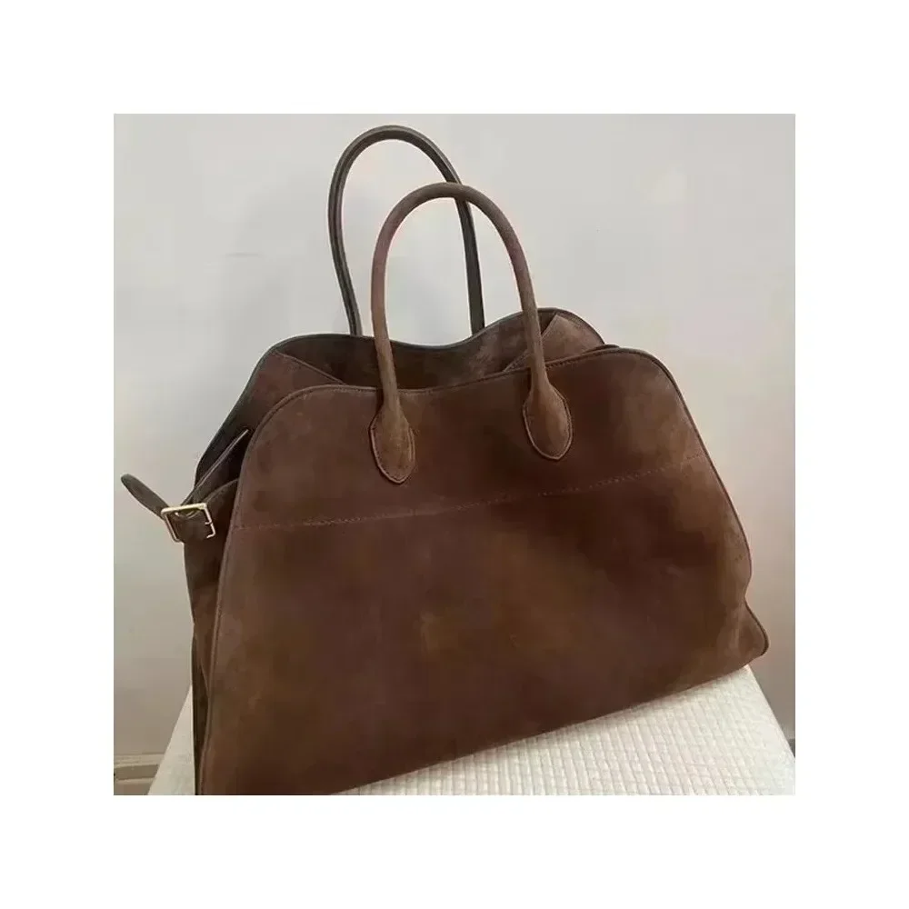 

Сумка большой вместимости, женская новая пригородная сумка в стиле ретро, сумка в британском стиле 2025 года, осенне-зимняя сумка-тоут с нишевым дизайном