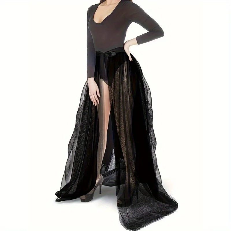 Zwarte semi-transparante mesh-verfraaide rok met striktailleversiering, sexy en sfeervolle midi-rok voor dating- en feeststyling.