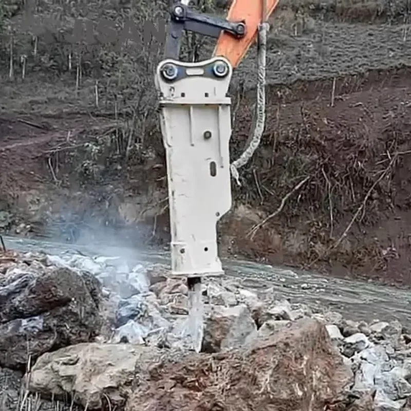 Heavy Duty Hydraulic Breaker Hammer High Efficiency Low Vibration For Road Bridge Foundation Repair Works