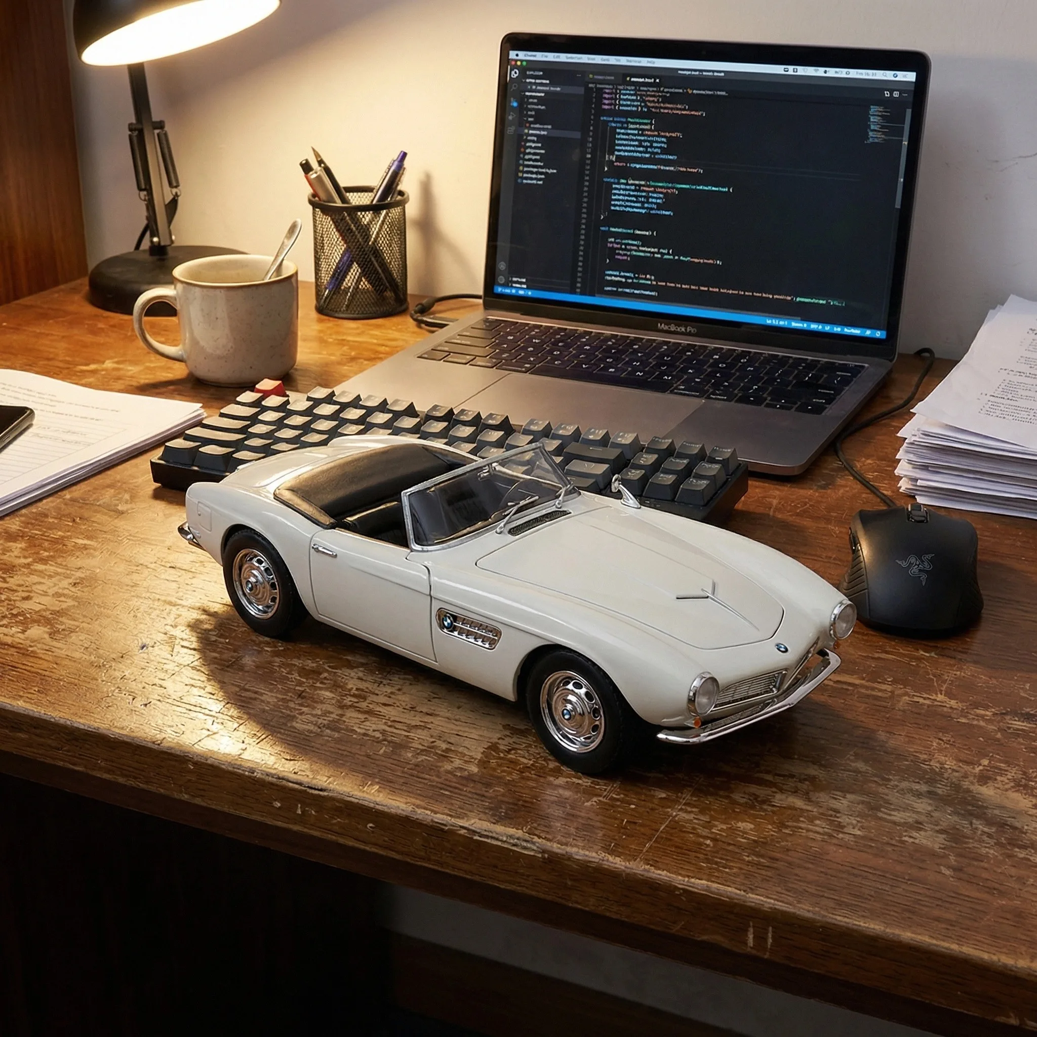 

1/24 BMW 507 Alloy Car Model Simulation Sound and Light Metal Die-casting Body Collectible Toys Children's Gifts Holiday Ornamen
