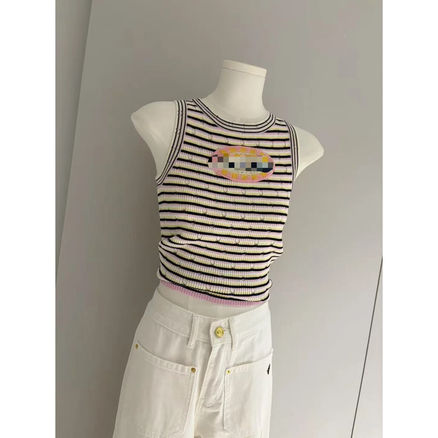 

2025 Spring-Summer New Collection - Embroidered Striped Knit Vest for Women - Minimalist Slim-Fit Flattering Round-Neck Sleevele