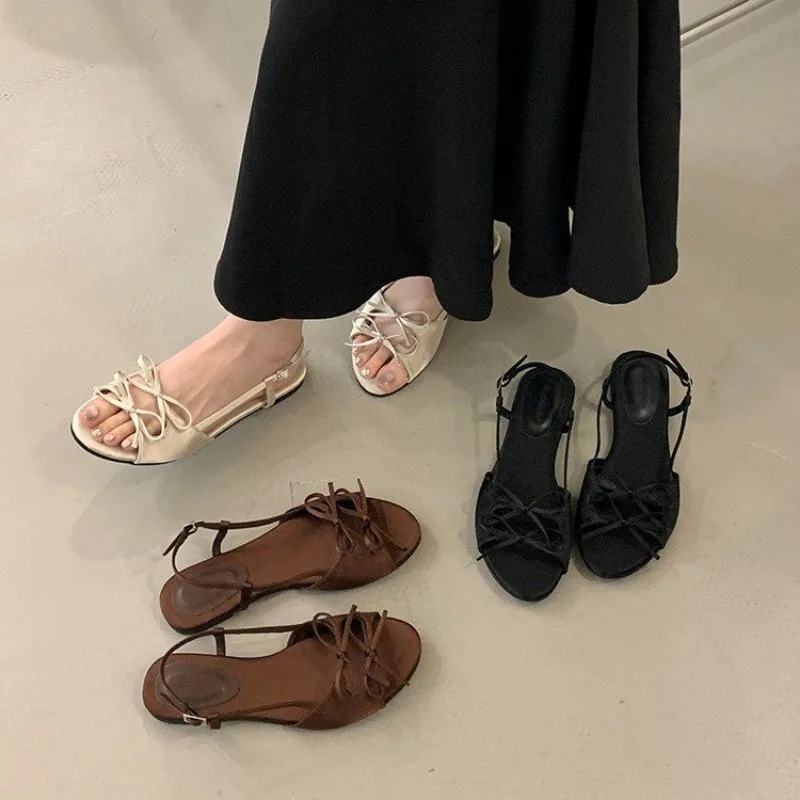 

Женская обувь, модные неглубокие повседневные женские сандалии 2024, летние сандалии на плоской подошве с узлом-бабочкой, большие размеры, новые сандалии на плоской подошве с открытым носком и пряжкой