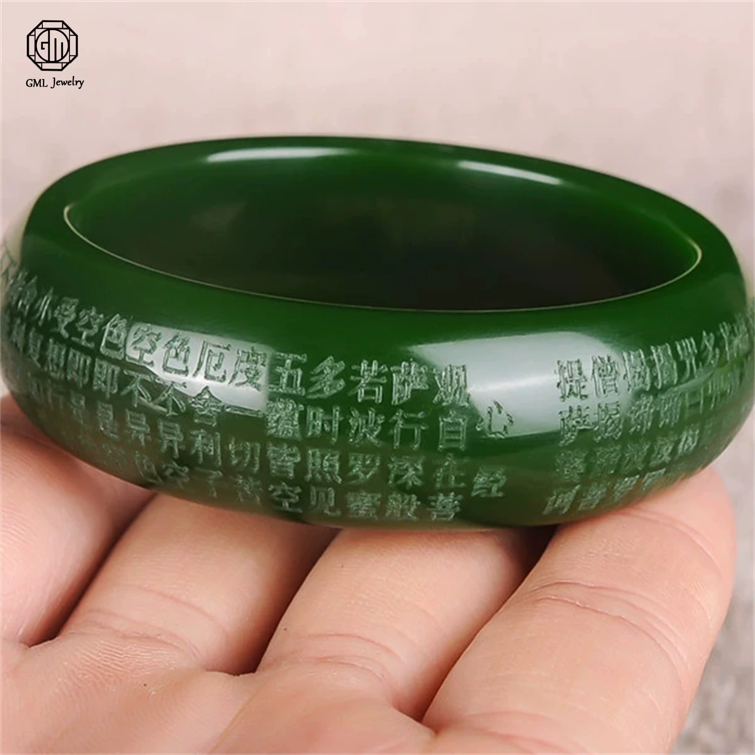 Натуральный нефритовый браслет из Синьцзяна, цвета шпинатной зелени, с гравировкой Сутры Сердца, буддийский, ручной работы, для женщин Натуральный нефритовый браслет из Синьцзяна, цвета шпинатной зелени, с гравировкой Сутры Сердца, буддийский, ручной работы, для женщин