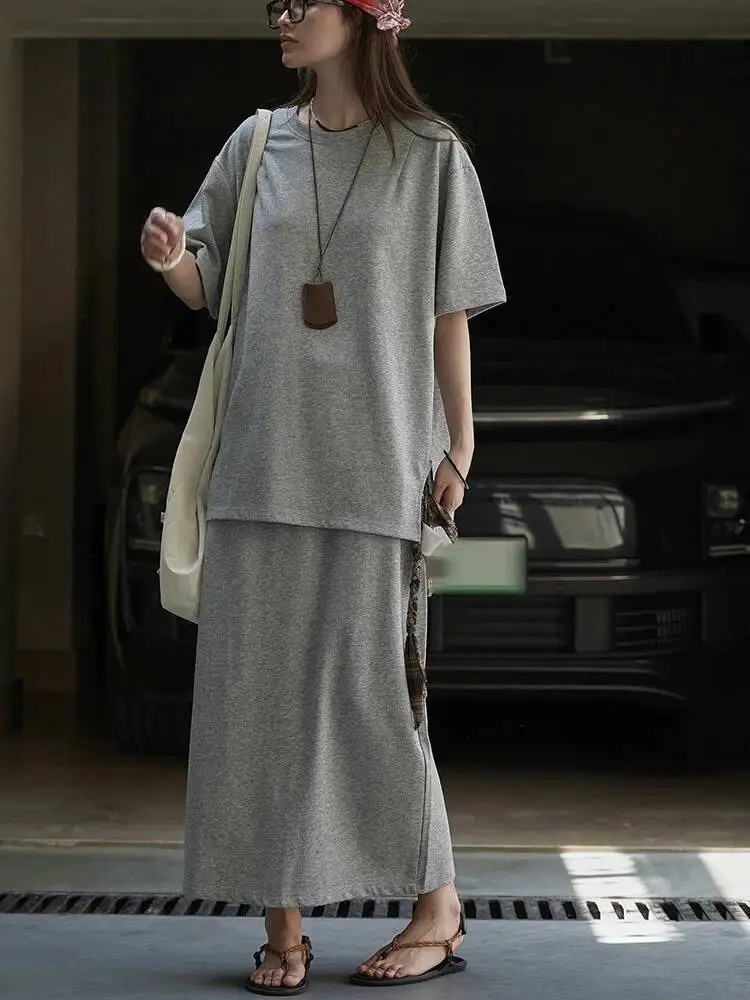 HUISONG gris T-shirt demi-corps jupe deux pièces costume nouveau col rond manches courtes femmes mode marée printemps été 2025 6wp25n