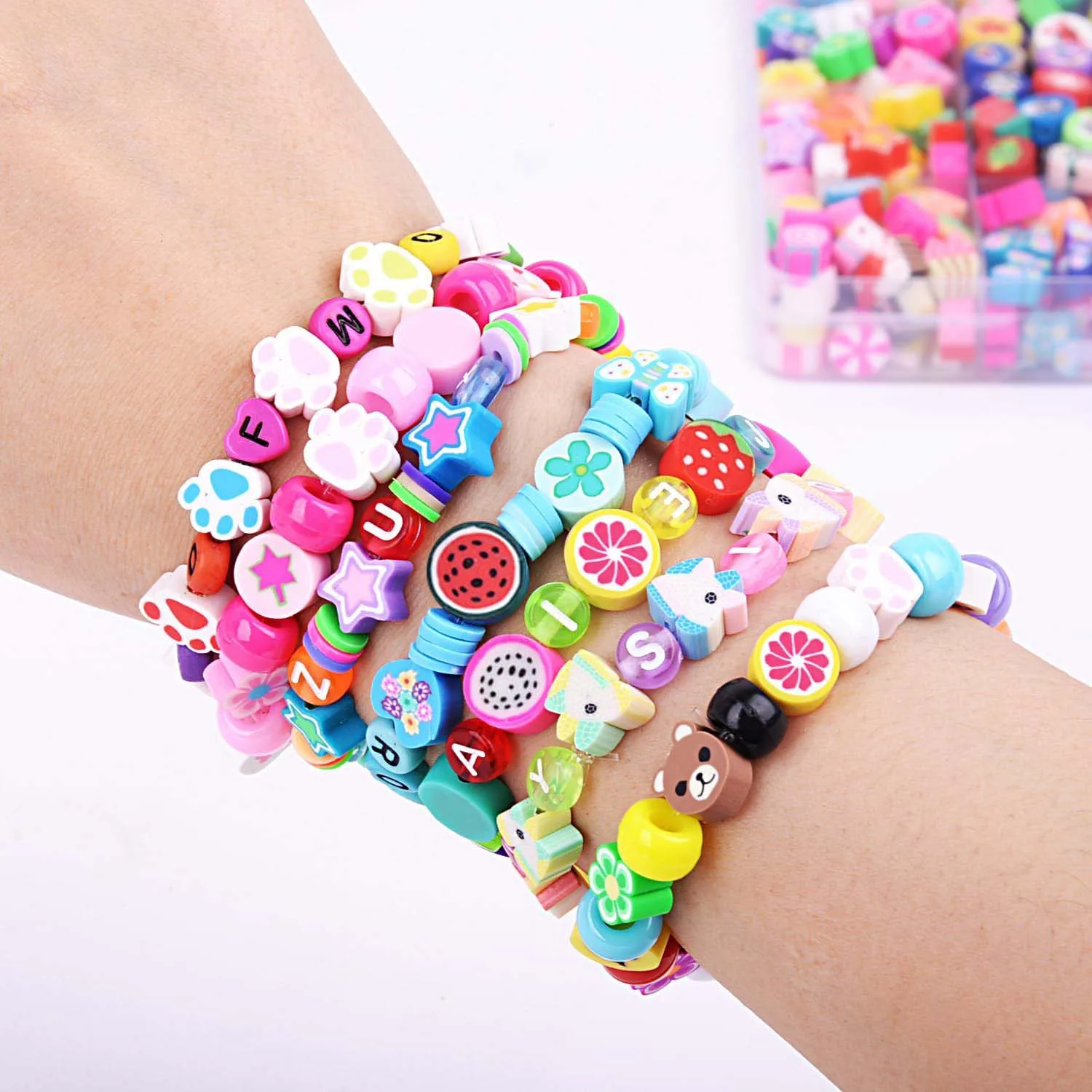 800pcs fruit series DIY polymer clay bracelet making set, 24 different patterns, is the best choice for gifts