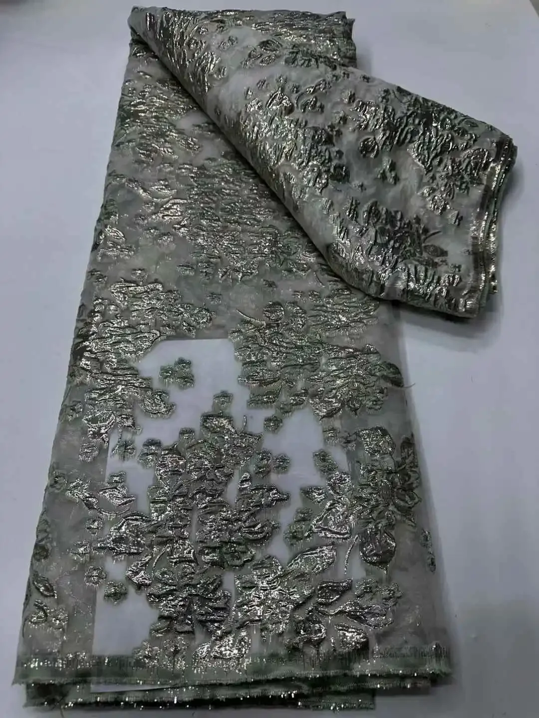 

2025 Latest Silver White African Jacquard Lace Fabric French Lace Embroidered Nigerian Brocade Lace Fabric For Party Dress A2205