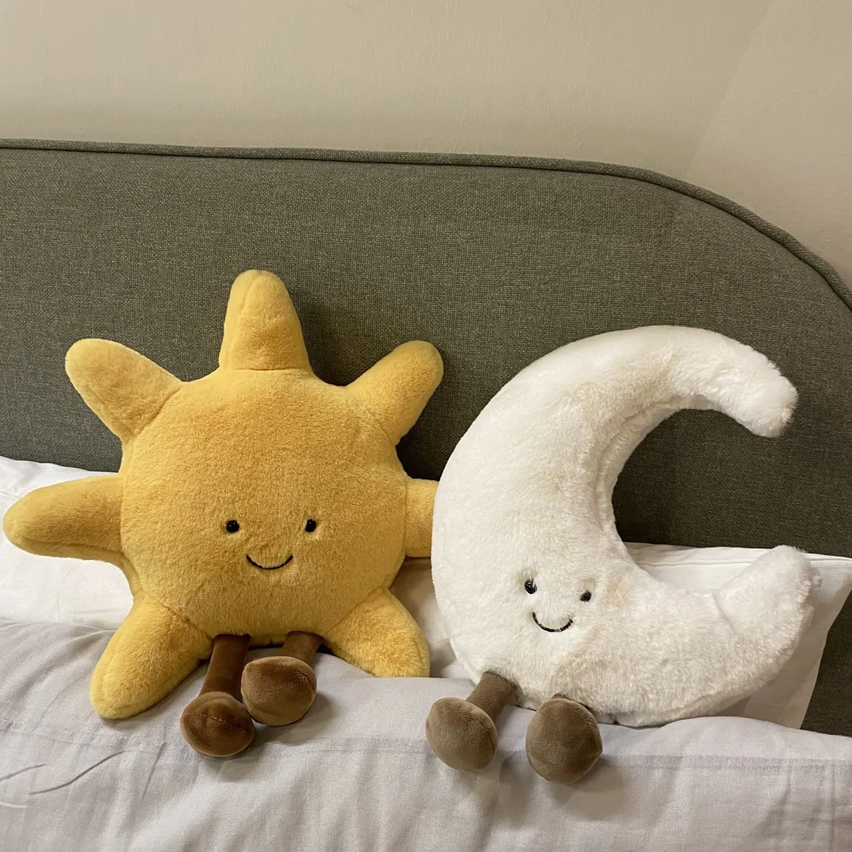 INS Cute Smiley Face White Moon Yellow Sun Plush Cute Cartoon Weather Plush Toy Bedroom Decoration Sofa Throw Pillow