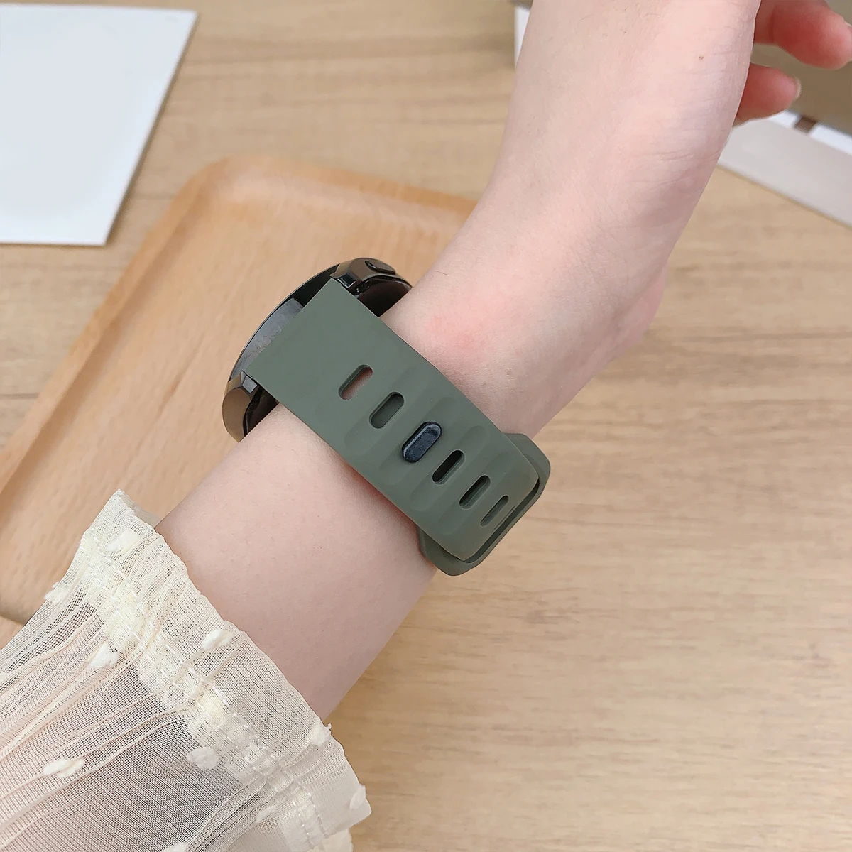 Redmi Watch 5/4 용 실리콘 스트랩 Miband 9Pro/8Pro 통기성 교체 시계 밴드 용 소프트 스포츠 편리한 손목 밴드