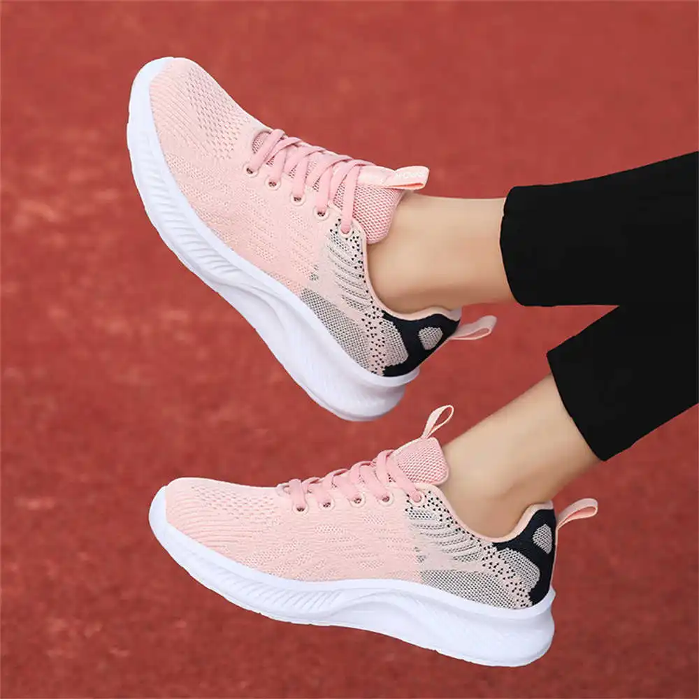 Zapatos de primavera de colores mezclados claros para mujer, zapatillas de deporte tejidas marrones para mujer, deportes de Fitness Kawaiis Vip hospitalidad Luxo Hypebeast