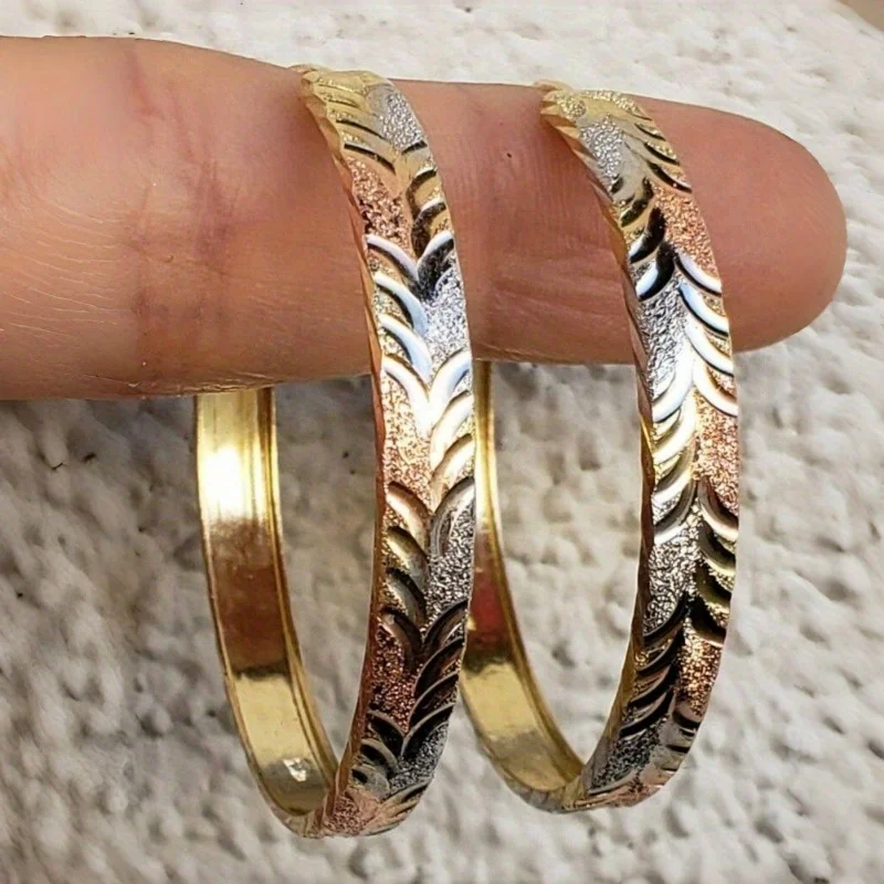 Vintage Design Three Colors Women's Earrings Classic Fashion Hand Carving Pattern Hoops Earrings Woman