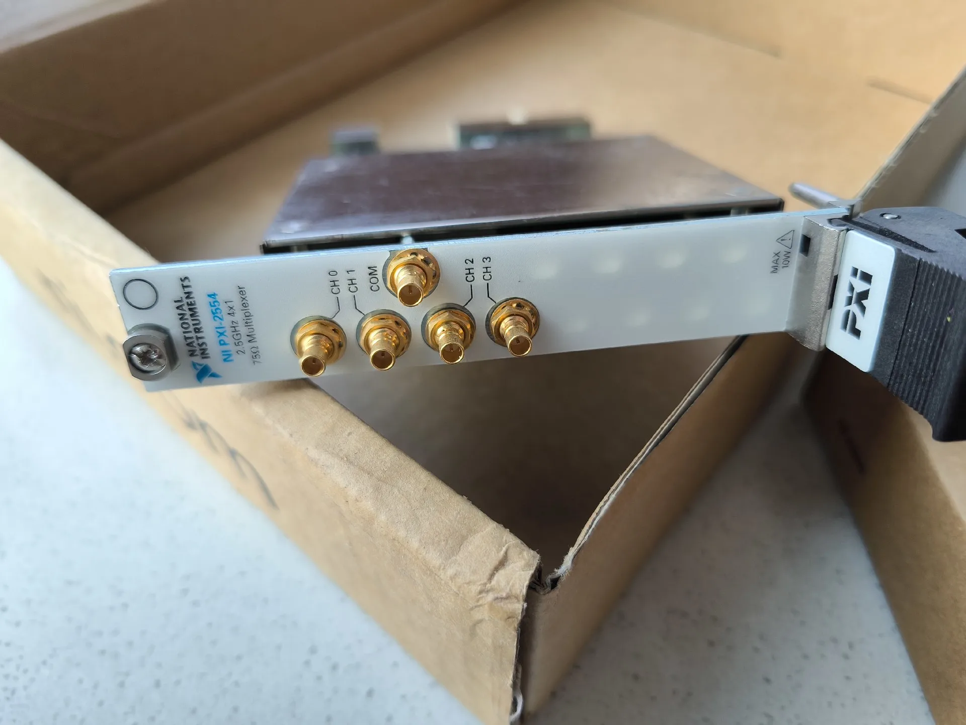 NI PXI-2554 Multiplex Switch Module 778572-54