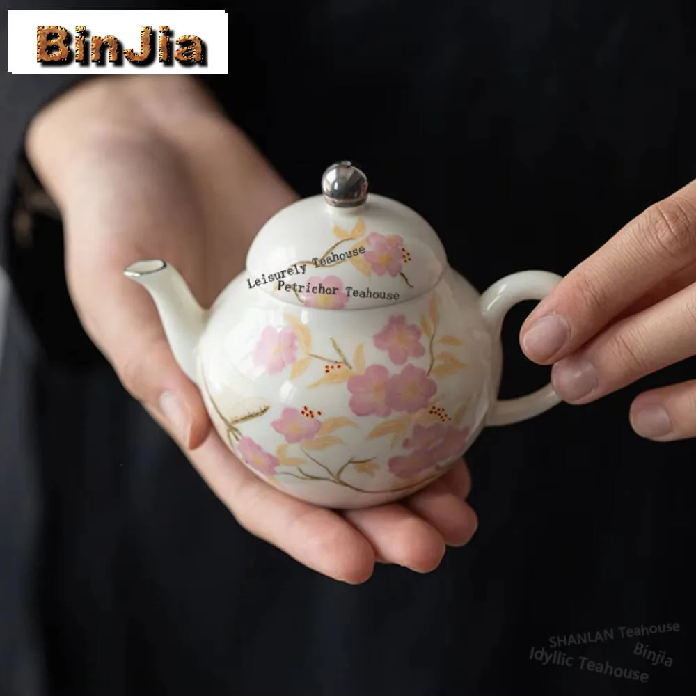 

150ml Apricot White Glazed Teapot Retro Hand-painted Powder Pear Shaped Pot Household Tea Maker Kettle for Tea Accessories Gift