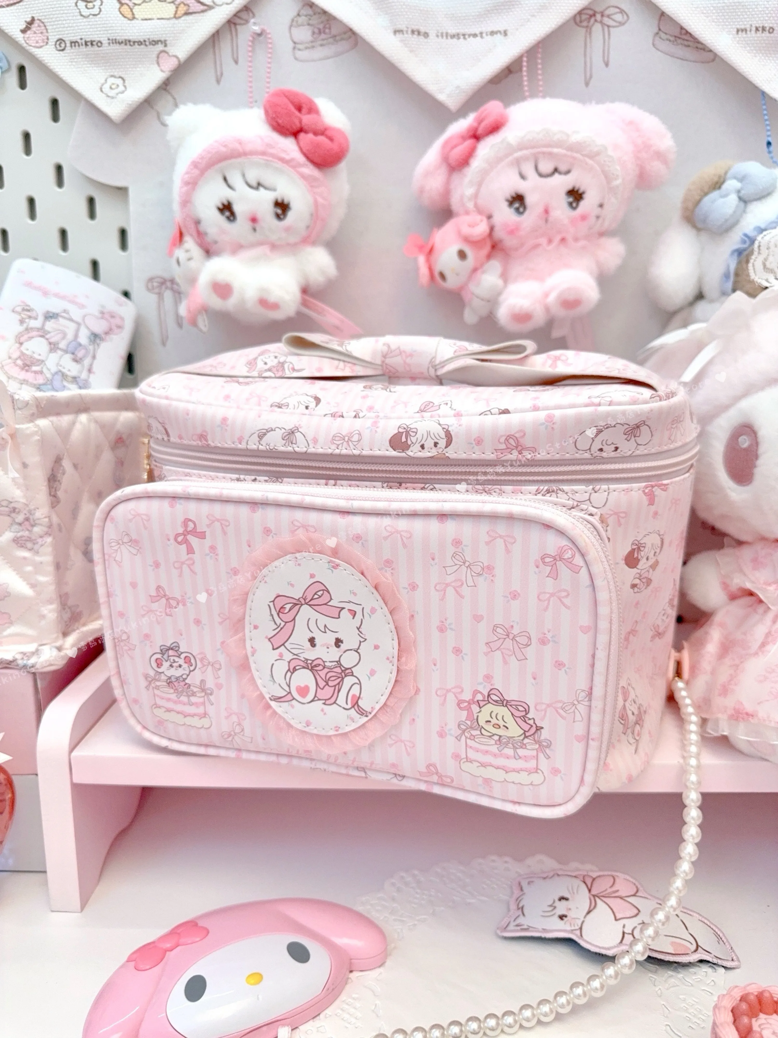Double Layer Large Capacity Portable Makeup Bag Waterproof Storage Bag Cute Pink Cat Teddy Bear Bow Classification Package