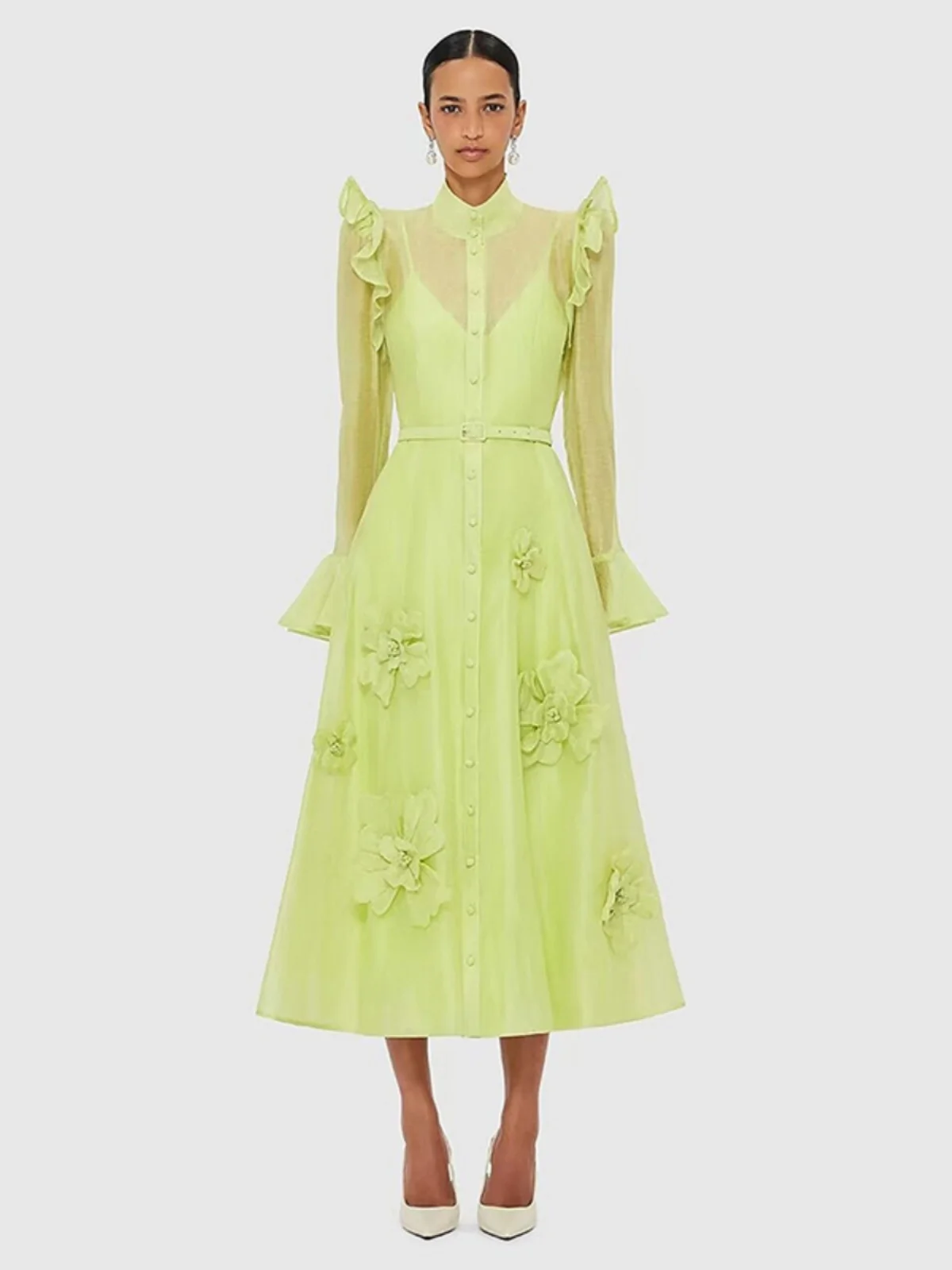 VGH Ele Long Sve Dr com Sves Alargadas e Decoração Branca em Camadas Vintage Court Sle een Dr