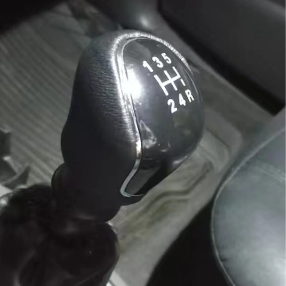 フォード モンデオ シフト ハンドボール ギア ヘッド マニュアル車改造ギア ヘッド アクセサリーに適しています。