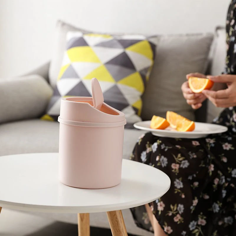 1PC น่ารัก Mini Creative Household Desktop Bin ถังขยะพร้อมฝาครอบห้องนอนถังขยะขยะสําหรับ Office Workspace กล่องเก็บ