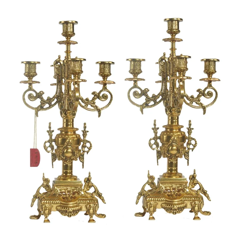 A pair of candlesticks, retro all-copper candlestick ornament in the living room entrance