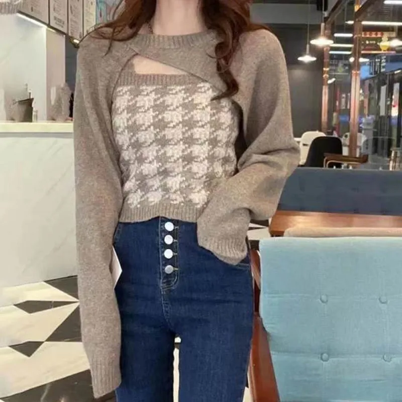 New design irregular shawl knitted blouse pullover with long sleeves short sexy two-piece outer jacket waistcoat sweater women