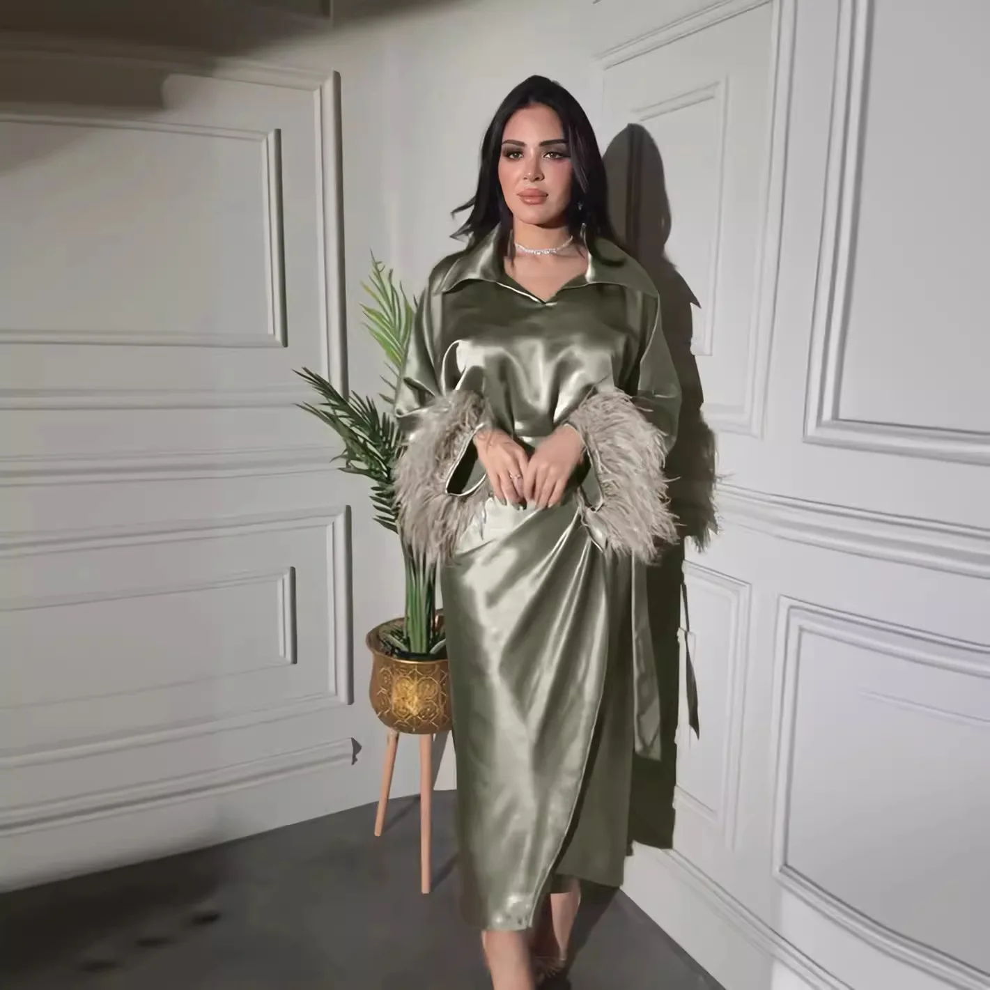 

Saudi Middle East Muslim feathers daily two-piece fake dress ethnic clothing women's fashion simple temperament elegant vacation