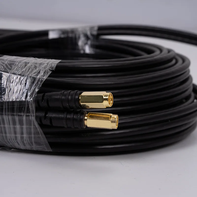 Outdoor directional wall-mounted flat antenna 4Gmimo antenna plate antenna 1710-3800MHz