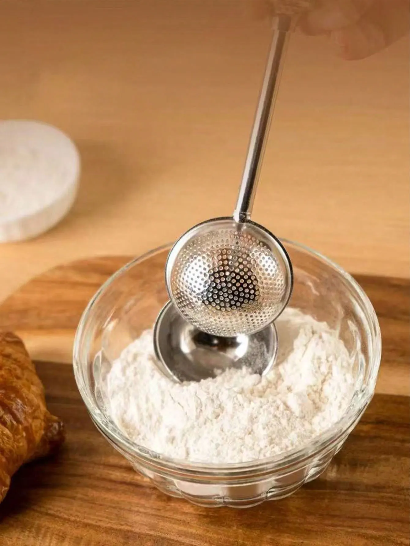 Thumbnail 3 - #11 Compare Flour Sifters Before You Buy