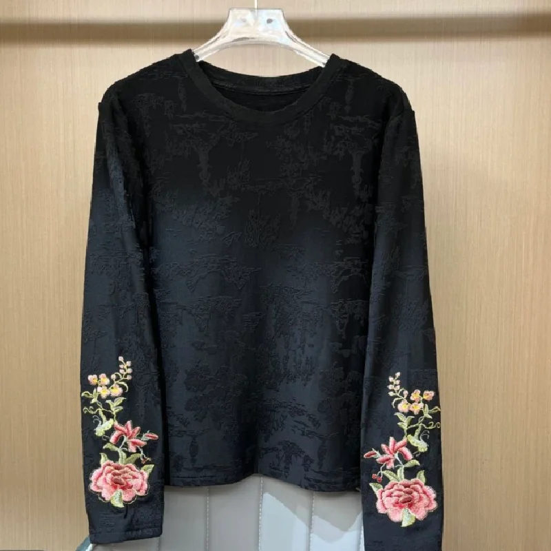 Fat Tshirts Female Large Size Blouse Chinese Embroidery Botted Tops Long-sleeved T-shirt National Jacquard Base Tee
