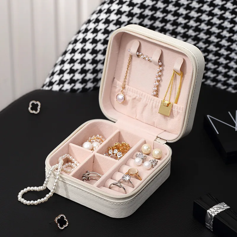 

PU Solid Color Jewelry Box, Household Ring Box, Earring, Necklace, Bracelet, Earring Storage Packaging, Blue and White, 1Pc