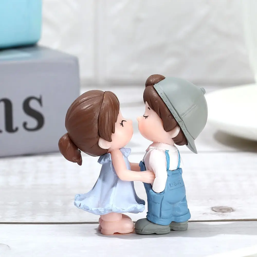 Cute Wedding Miniature Crafts Sweet Couple anc Couple Figurines Ornaments
