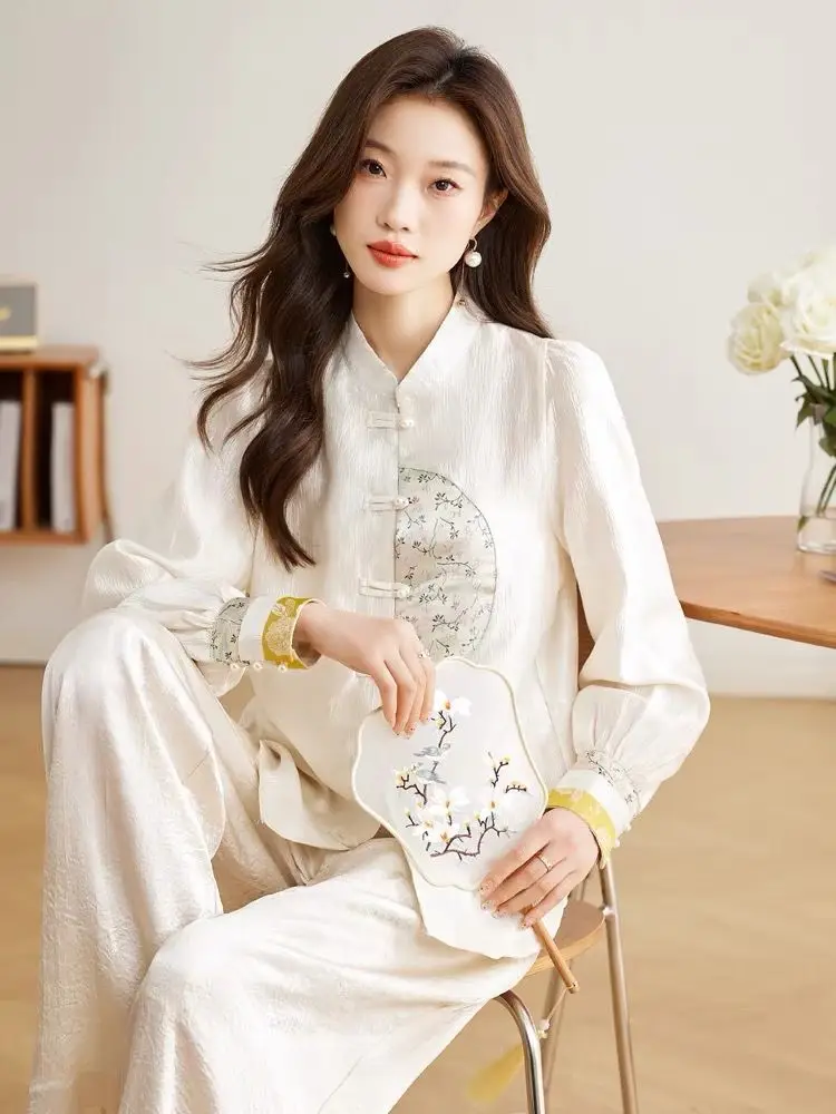 New Chinese Style Embroidery Pan Mouth Shirt for Women\'s Spring Standing Collar Small Shirt Paired with Horse Face Skirt Top