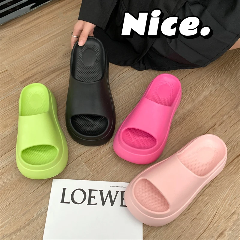 Thick Sole Women's Slippers 2023 New Summer Elevated Slippers Fashion Soft Sole Wearing Beach Sandals Outside Home Summer