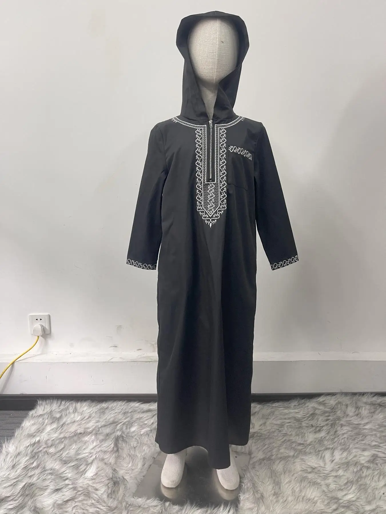 Middle East Muslim Arab Dubai Turkish Embroidered Boys Hooded Zipper Shirt Robe Thobe