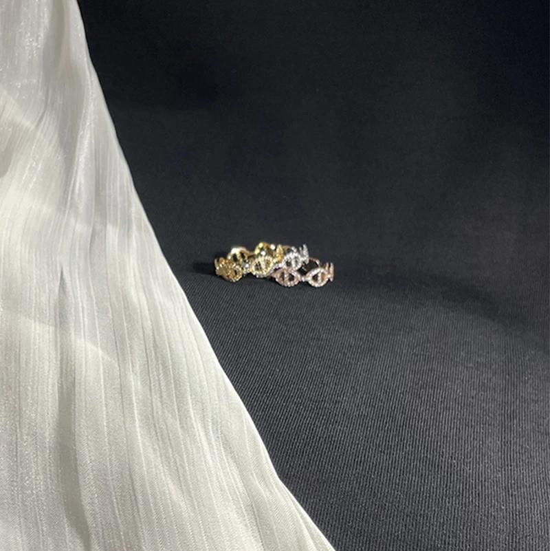 Trendy Jewelry Zircon Ring Wwomen's Wedding Ring. Simple Anniversary Gift