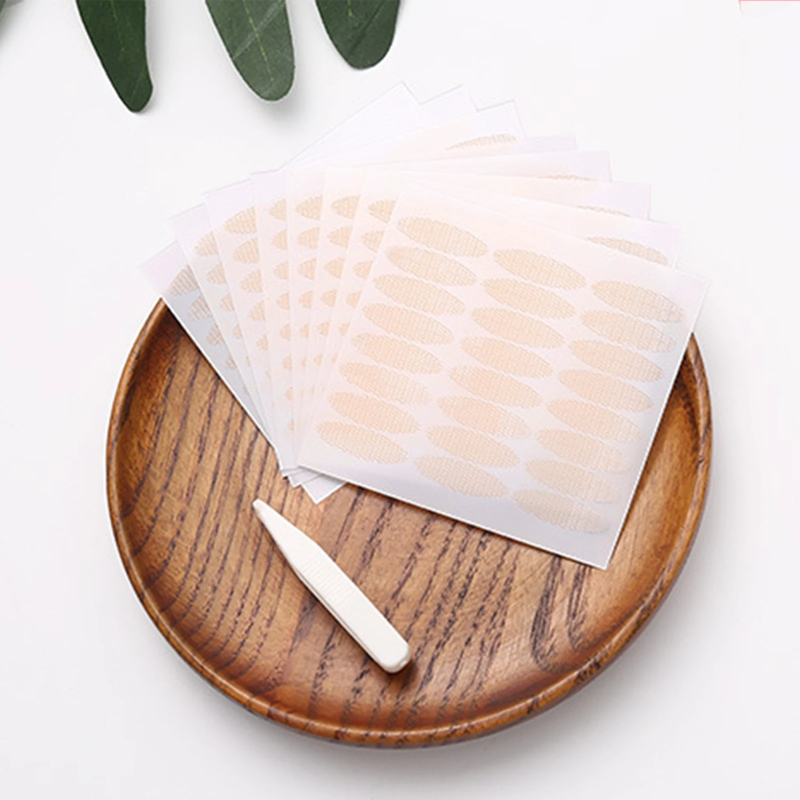 240PCS Eyelid Lifter Strips Glue-Free Clear Beige Eyelid Lifter Strips for Women Daily Makeup Tools B99