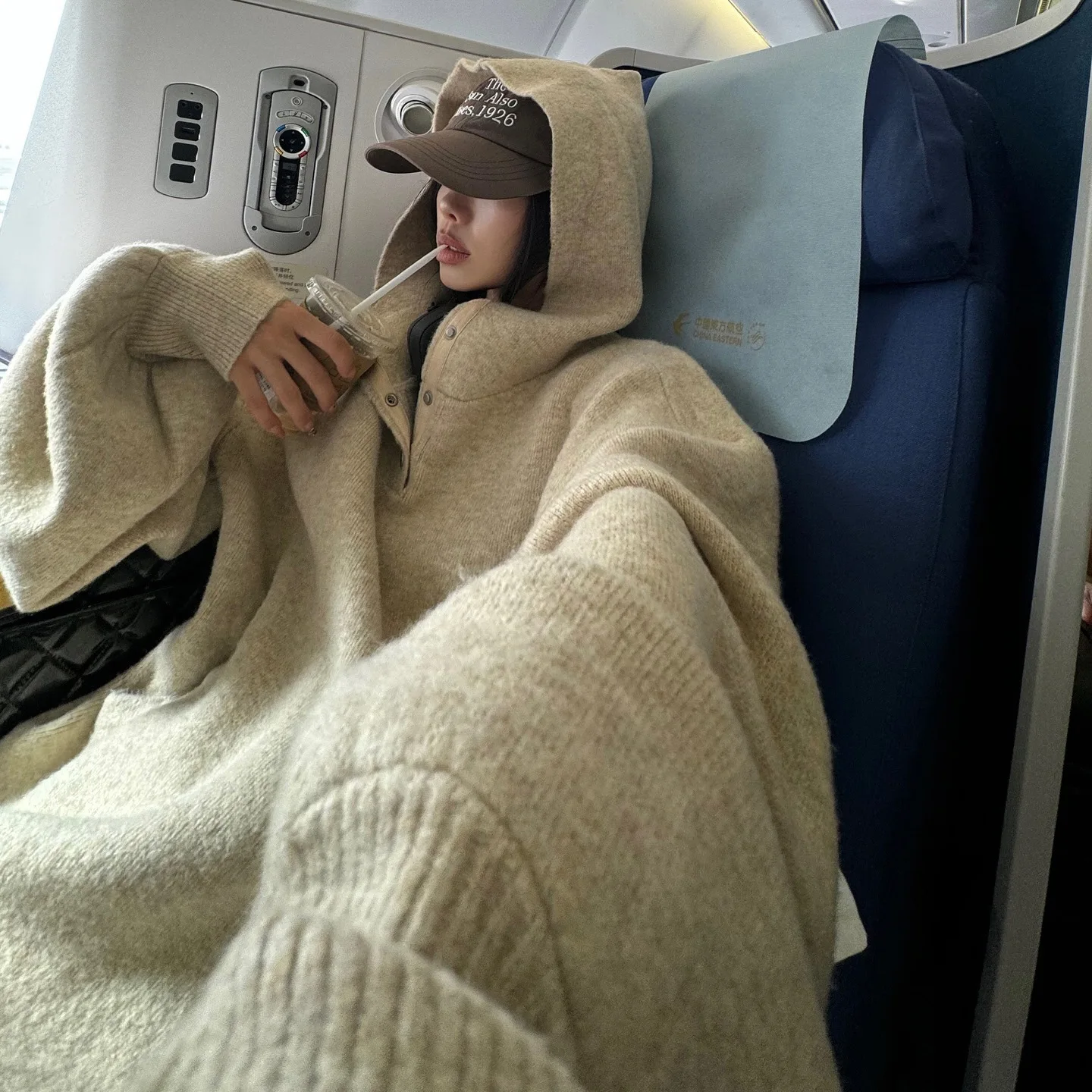 سترة نسائية محبوكة للخريف لعام 2025 سترة شتوية كورية سميكة ودافئة فضفاضة كبيرة الحجم مع قلنسوة Y2k ملابس خروج نسائية #3