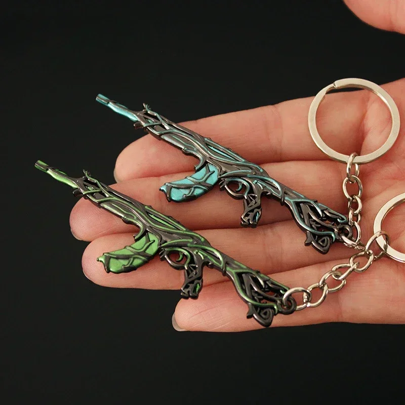 Llaveros Valorant Vandal Gaias Vengeance 8cm juego periférico arma de Metal modelo colgante accesorios llavero regalos juguetes niños