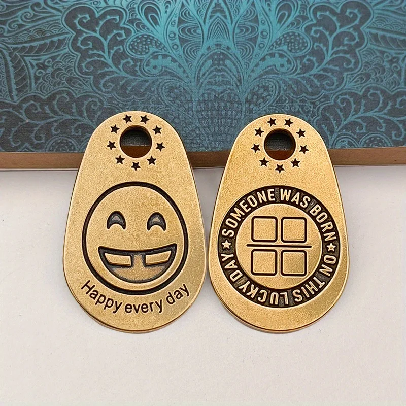 Brass Lucky Brand Car Keychain Pendant Smiling Lucky Bag Pendant LUCK Retro European and American Creative Pendant