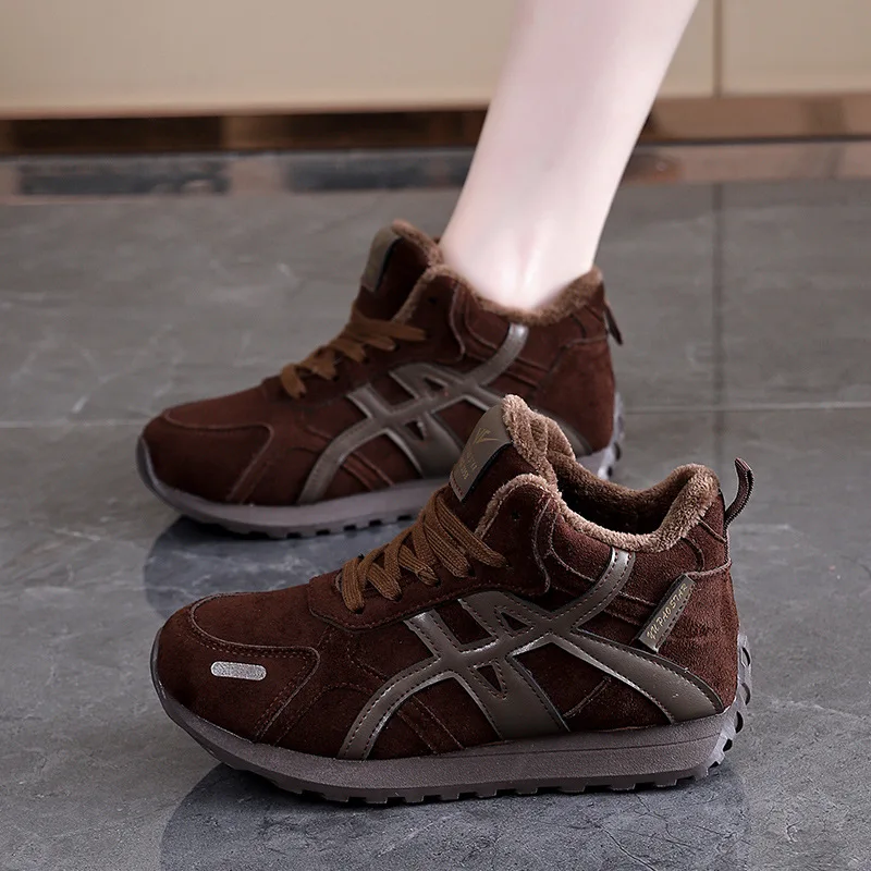 

Women's Boots Winter 2025 Lined with Fleece for Warmth High-top Cotton Shoes Suitable for Female Students Versatile Short Boots3