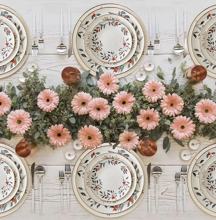 

Европейские керамические тарелки в комплекте, цветочные рельефные таблички и блюда, золотой ход, кухня, столовые приборы