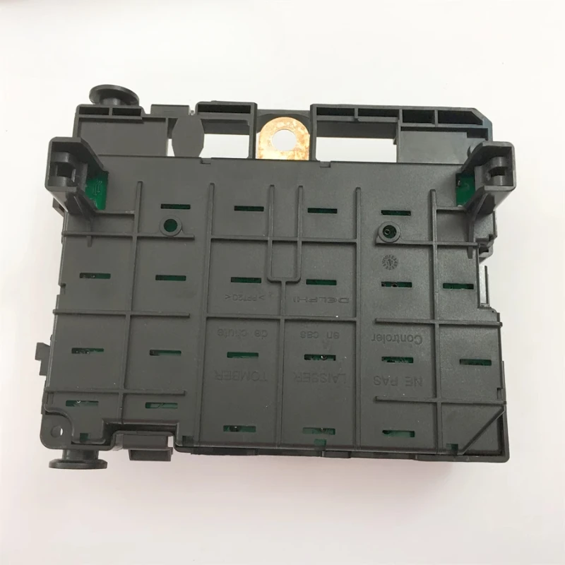 For Peugeot 206 207 307 Citroen Picasso Senna C2 Fuse Box Insurance Box BSM Auto Parts 1pcs